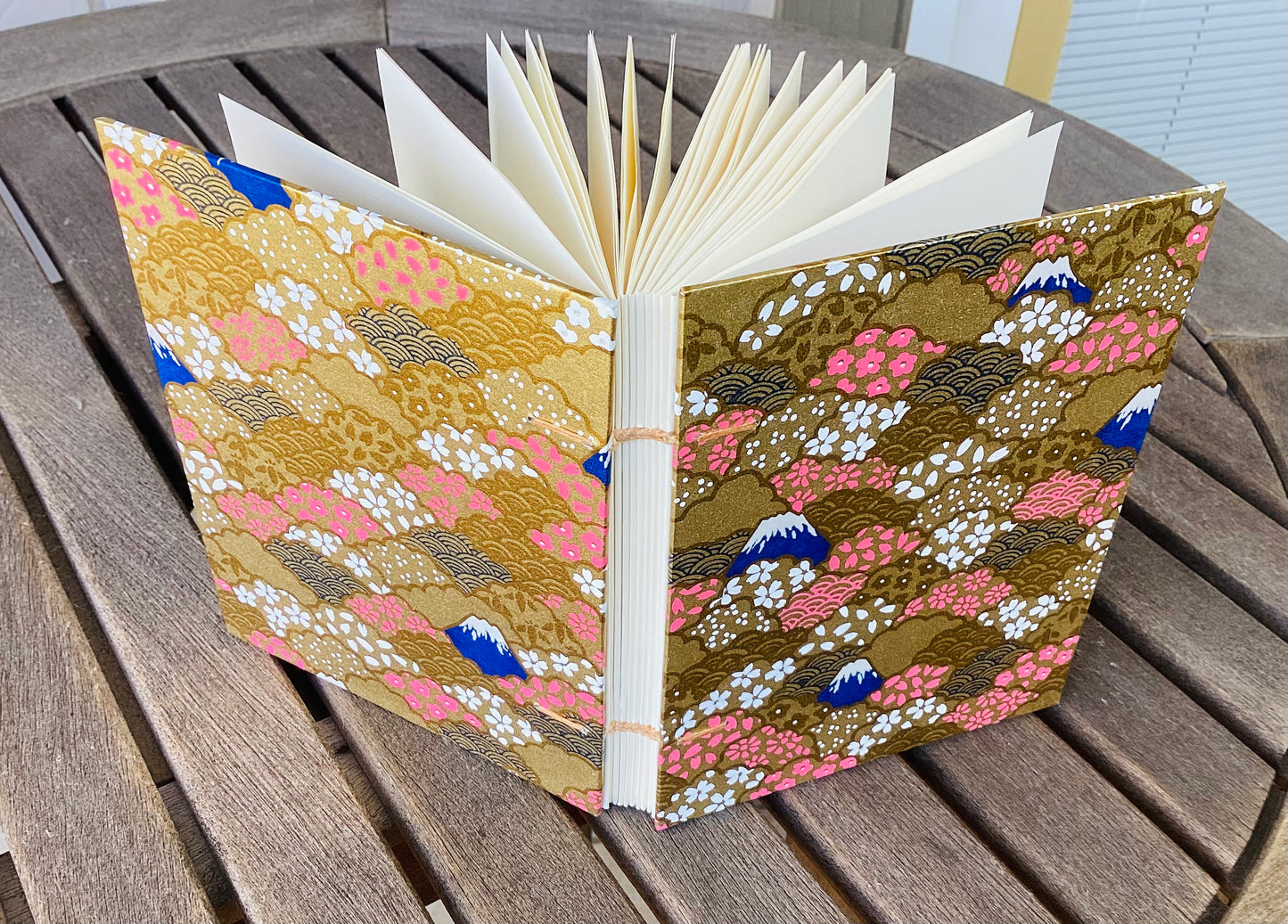 Gold Mt. Fuji Journal
