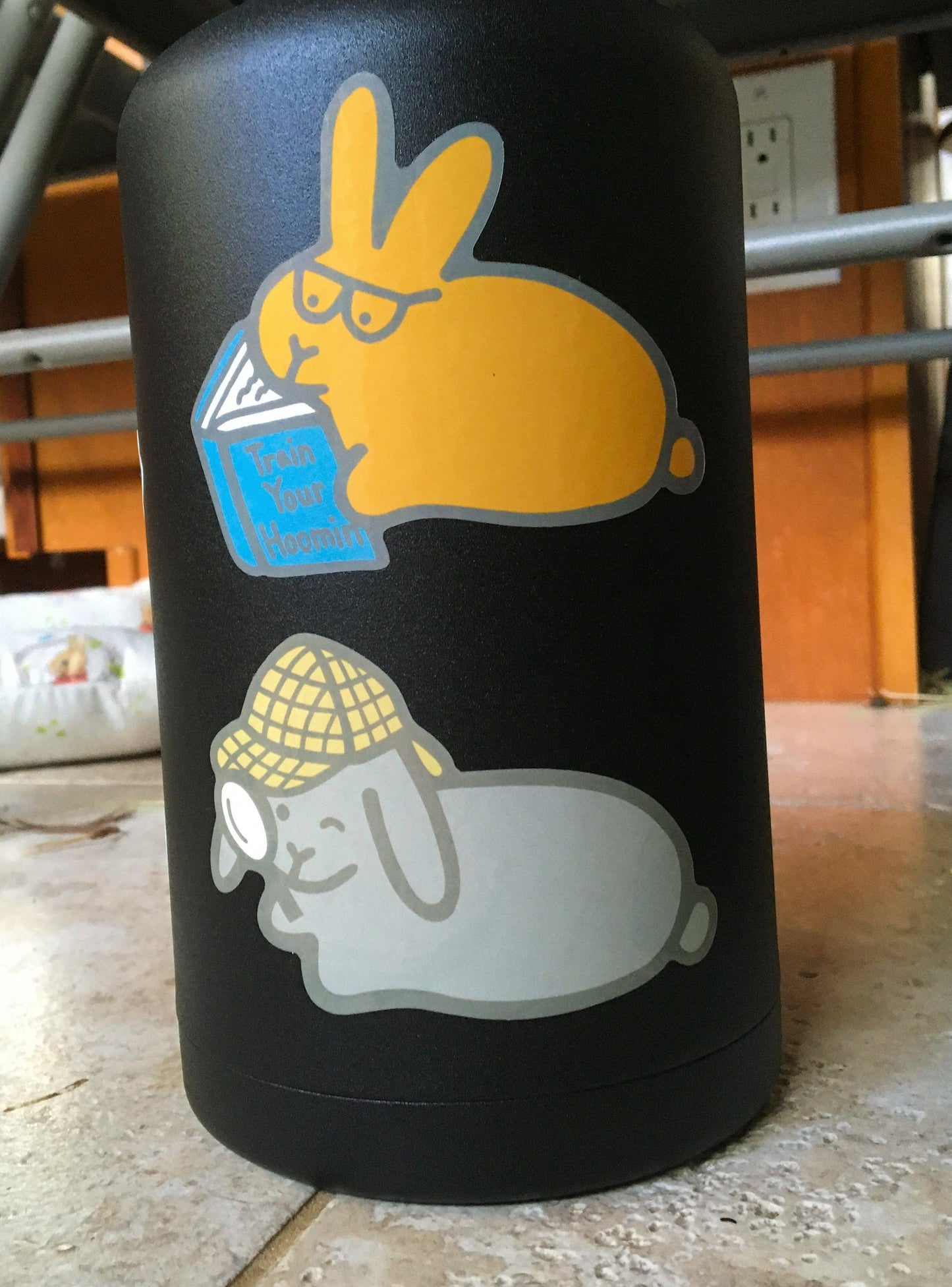 Detective Flopsy 4" Bunny Sticker